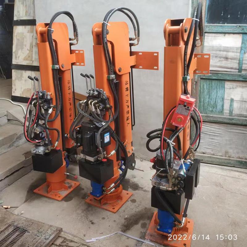 西峰区重汽蓝牌随车吊 3.2吨 国六动力强 液压驱动 农用自卸起重机